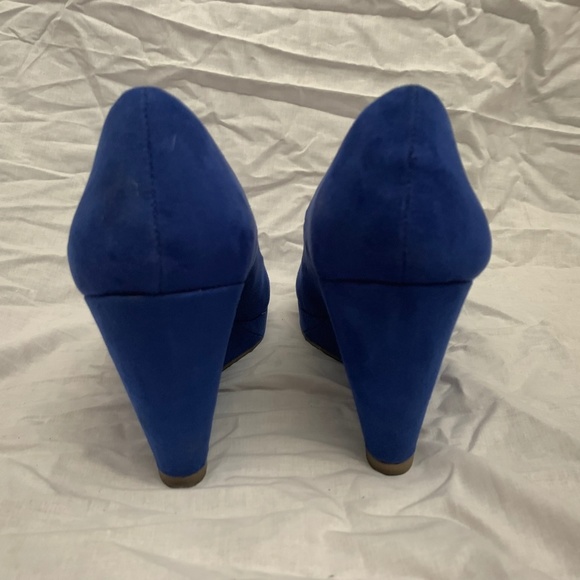 Apt 9 Blue Wedge Heels - Picture 4 of 7